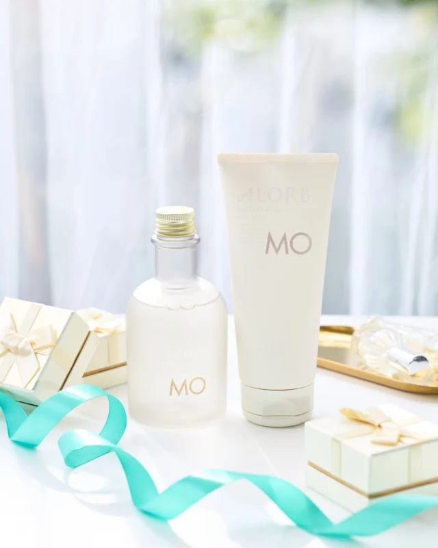 .
ホワイトデーのお返しは決まりましたか？
ヘアケアアイテムでお返しするのはいかがでしょうか？

アローブMOシリーズはカラーリングした髪を
みずみずしくヘアカラーを長持ちさせるために開発されました😊

感謝の気持ちと共にALORBのヘアケアアイテムを選んでいただけたら嬉しいです😊💕

#tamaris #ALORB #タマリス #アローブ #生涯美髪 #美髪 #ナチュラル #ケミカル #頭皮 #頭皮ケア #ヘアケア #ヘアスタイル #スキャルプケア #システムケア #ホームケア #ヘッドスパ #ダメージケア #ダメージ補修 #シャンプー #トリートメント #保湿 #うるおい #毛髪強化 #素材美 #beauty #hair #hairstyle #美容室専売品 #ホワイトデー